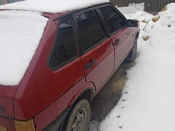 Авто ВАЗ 2109 1992 № 8578167