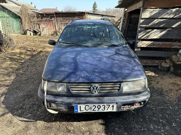 Авто Volkswagen Passat Variant 1996 № 8578294