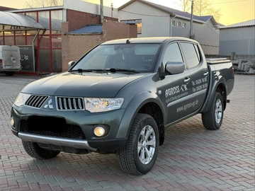 Авто Mitsubishi L 200 2014 № 8578508