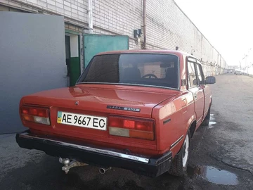 Авто ВАЗ 2107 1985 № 8579044