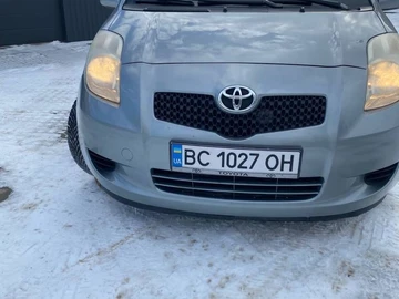 Авто Toyota Yaris 2007 № 8579073