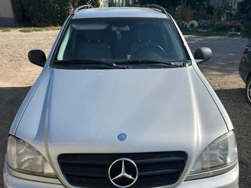 Авто Mercedes Ml Серия 2000 № 8579086
