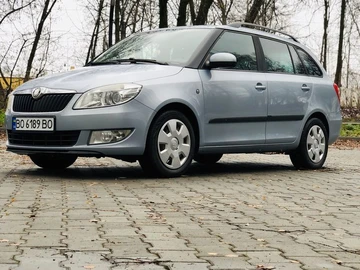 Авто Skoda Fabia 2010 № 8579104