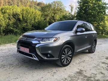 Авто Mitsubishi Outlander 2019 № 8579109