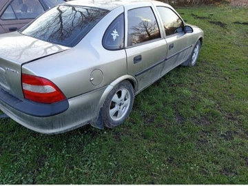 Авто Opel Vectra 1997 № 8579315