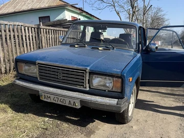 Авто ВАЗ 2107 2004 № 8579441