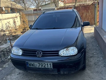 Авто Volkswagen Golf 2001 № 8579466