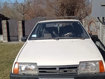 Авто ВАЗ 2109 1995 № 8579507