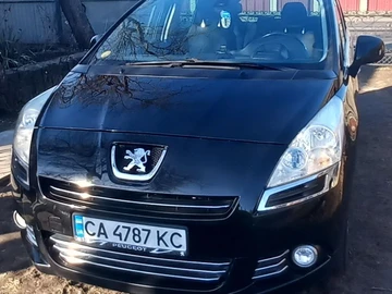 Авто Peugeot 5008 2010 № 8579698