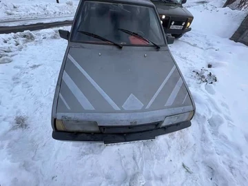 Авто ВАЗ 2109 1993 № 8579720