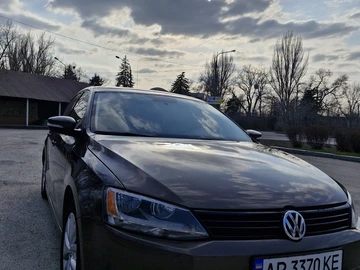 Авто Volkswagen Jetta 2011 № 8579746