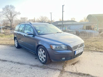 Авто Volvo V50 2005 № 8579753