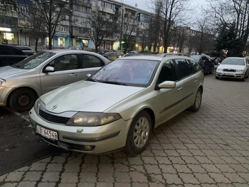 Авто Renault Laguna 2002 № 8579754