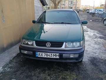 Авто Volkswagen Passat Sedan 1994 № 8579757