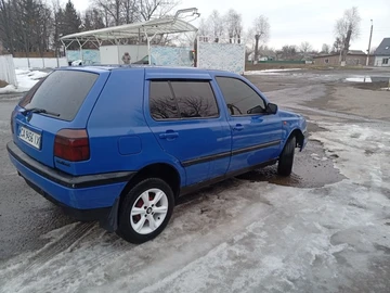 Авто Volkswagen Golf 1993 № 8579785