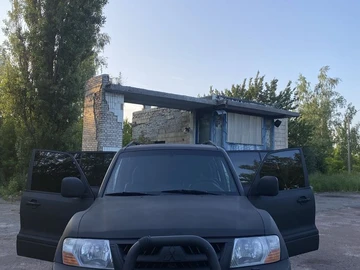 Авто Mitsubishi Montero 2004 № 8580612