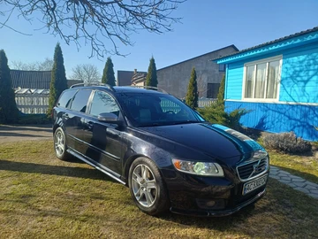 Авто Volvo V50 2009 № 8580692