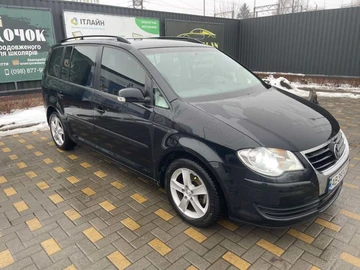 Авто Volkswagen Touran 2008 № 8580693