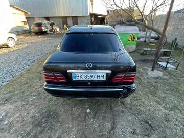 Авто Mercedes Mb 2005 № 8581110