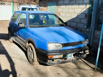 Авто Volkswagen Golf 1993 № 8581126