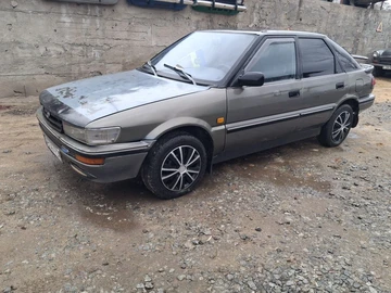 Авто Toyota Corolla 1988 № 8581140