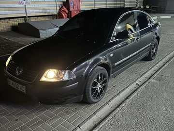 Авто Volkswagen Passat Sedan 2002 № 8581167