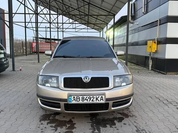 Авто Skoda Superb 2004 № 8581198