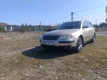 Авто Volkswagen Passat Variant 2003 № 8581208