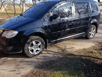 Авто Volkswagen Touran 2008 № 8581217