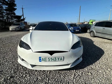 Авто Tesla Model S 2016 № 8581264