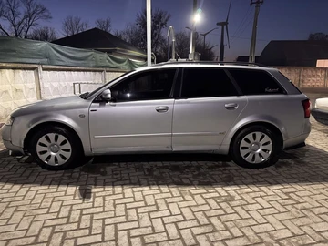 Авто Audi A4 2004 № 8581884
