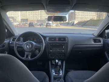 Авто Volkswagen Jetta 2013 № 8581983