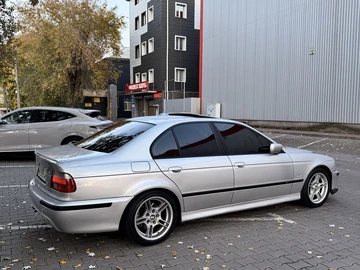 Авто BMW 5 Серия 2001 № 8581989