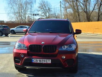Авто BMW X5 2010 № 8582042