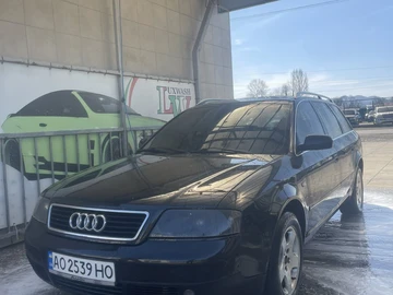Авто Audi Quattro 2002 № 8582161