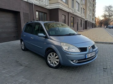 Авто Renault 4 2006 № 8582323