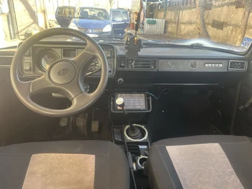 Авто ВАЗ 2105 1995 № 8582352
