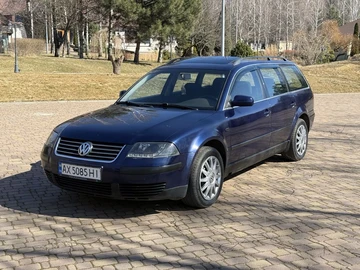 Авто Volkswagen Passat Variant 2001 № 8582453