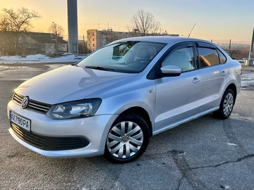 Авто Volkswagen Polo 2011 № 8582469