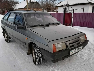 Авто ВАЗ 2109 1992 № 8582531