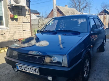 Авто ВАЗ 21099 2000 № 8582539