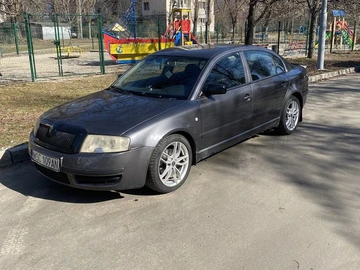 Авто Skoda Superb 2003 № 8582679