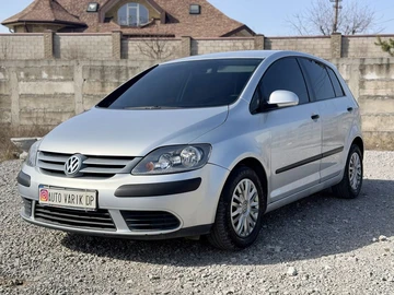 Авто Volkswagen Golf 2005 № 8582697