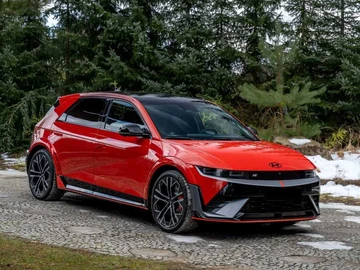 Авто Hyundai Ioniq 2024 № 8582704