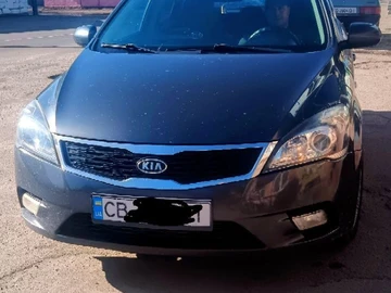 Авто KIA Cee X27 D 2014 № 8582743