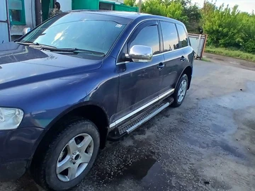 Авто Volkswagen Touareg 2004 № 8583010