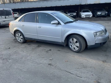 Авто Audi A4 2000 № 8583343