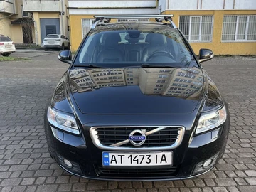 Авто Volvo V50 2011 № 8583523