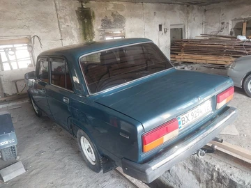 Авто ВАЗ 2107 2004 № 8583535