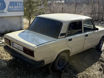 Авто ВАЗ 2107 1995 № 8583539